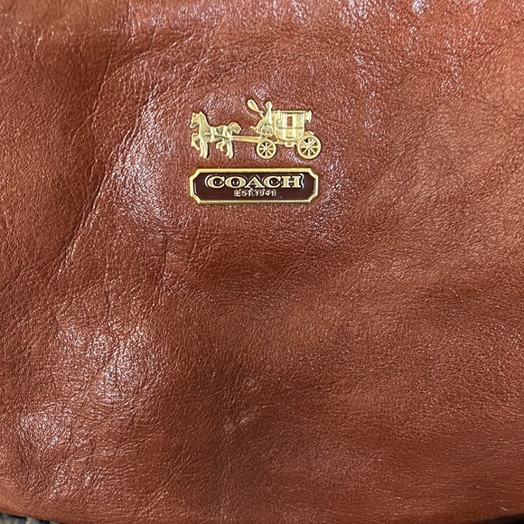 ✂️PRICE CUT COACH PURSE - Picture 2 of 9